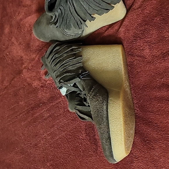 Diesel wedges with dangling leather, size 10 - Picture 3 of 5